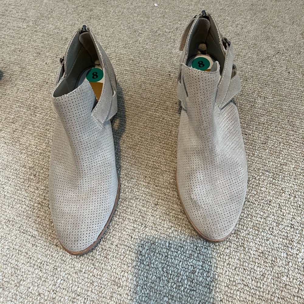 Dolce Vita booties